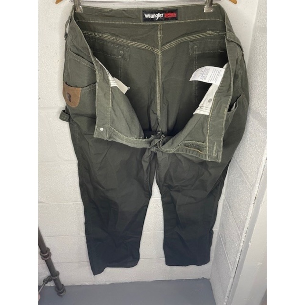 Wrangler's Biggs Work Wear Work Pants in Green Brown 42/30